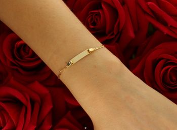 Złota bransoletka 585 pancerka z blaszką DIA-BRA-3665-585 2,5mm. Złota bransoletka z blaszką, grawer na blaszce gratis. Subtelna klasyka w nowoczesnym wydaniu, z odrobiną minimalizmu. Prezentowany model posiada 33.jpg
